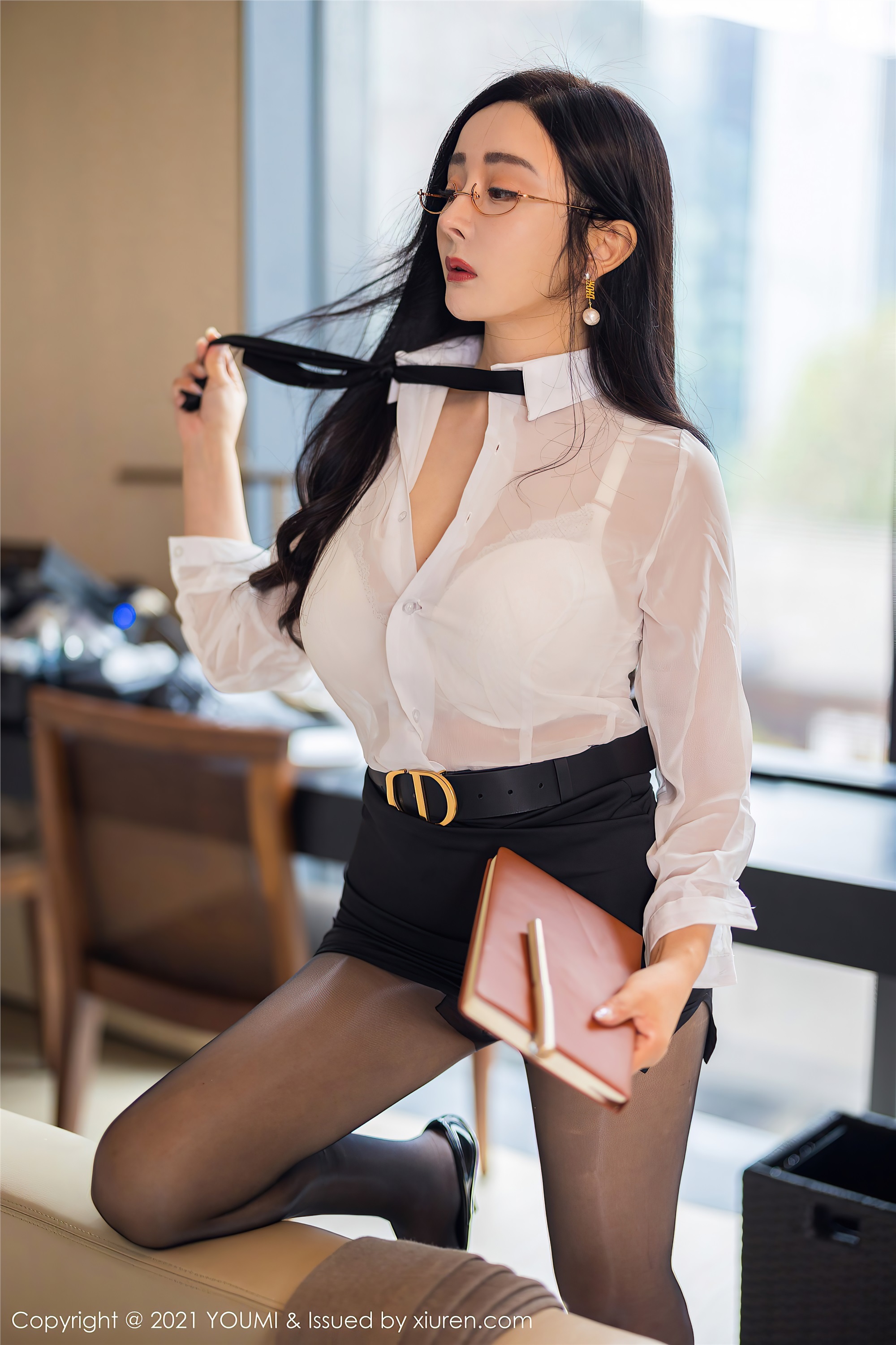 YouMi 尤蜜荟 2021.11.26 Vol.723 允爾